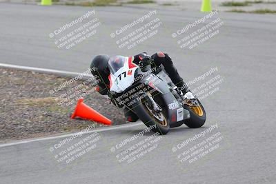 media/Mar-05-2023-TrackXperience (Sun) [[a95d40e56a]]/Group 3/session 2 turn 4/